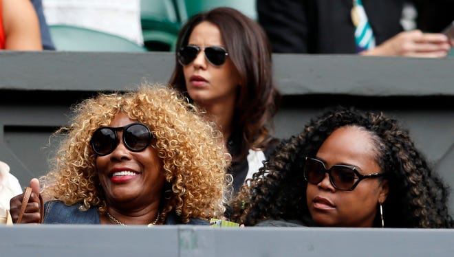 Oracene Price, left, the mother of Venus Williams, prior to the semifinal match against Johanna Konta.