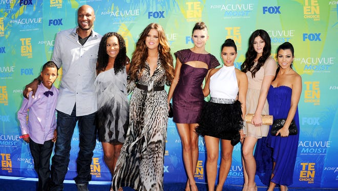 Lamar Jr., Lamar Odom, daughter Destiny, Khloe Kardashian, Kendall Jenner, Kim Kardashian, Kylie Jenner and Kourtney Kardashian at the 2011 Teen Choice Awards held at the Gibson Amphitheatre. (Aug 2011)