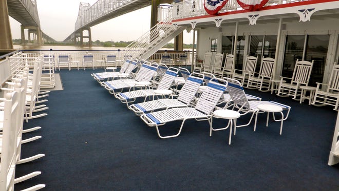 On aft 4th Deck, there is a sunning terrace with a lineup of rocking chairs that overlook the ship's wake.