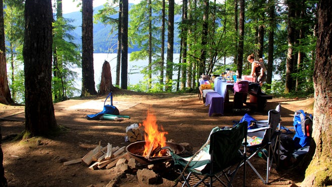 A campsite at Southshore Campground at Detroit Lake.